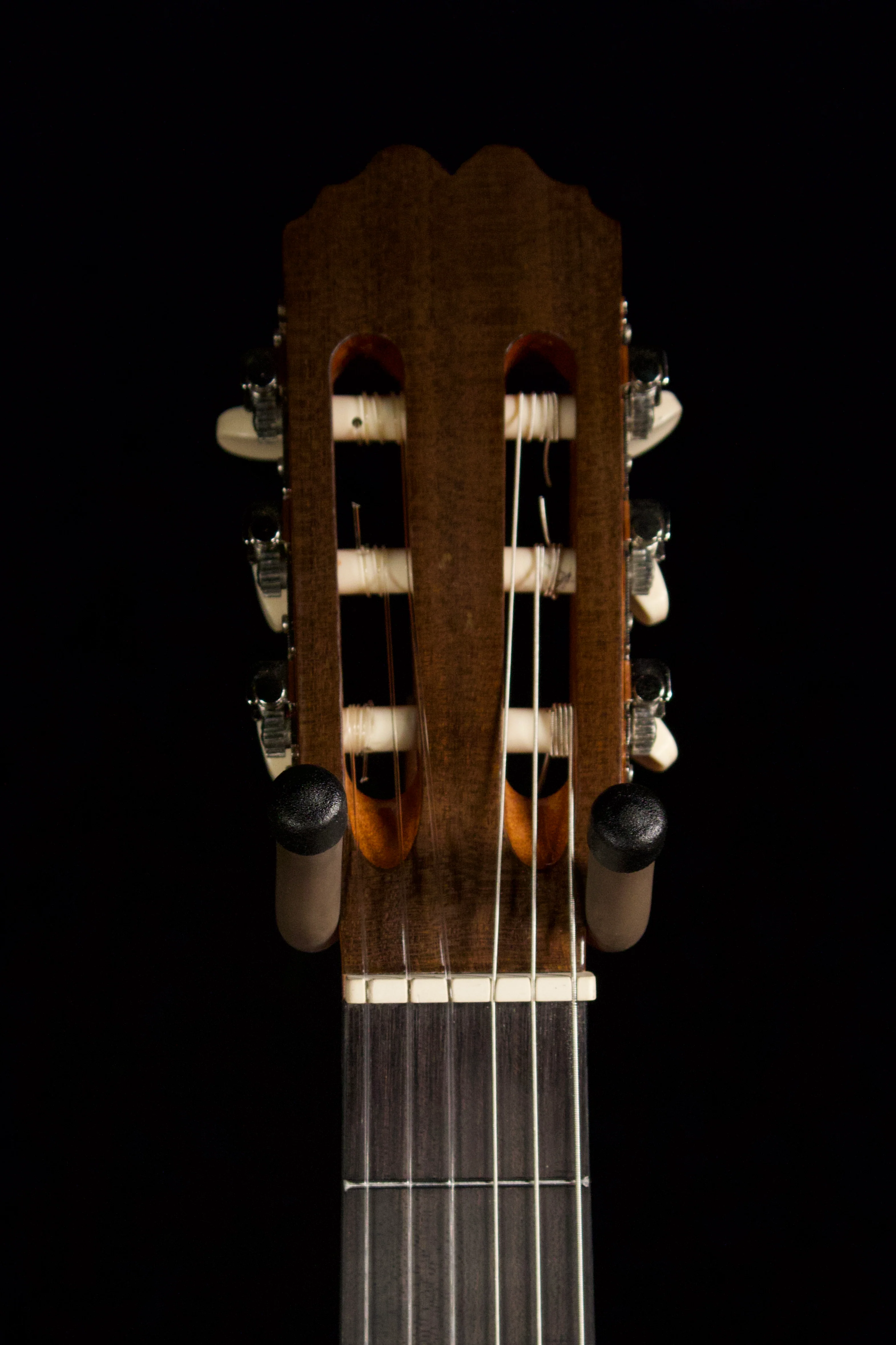 Admira Alba CLASSICAL Beginner Guitar. Left-Handed - Image 3