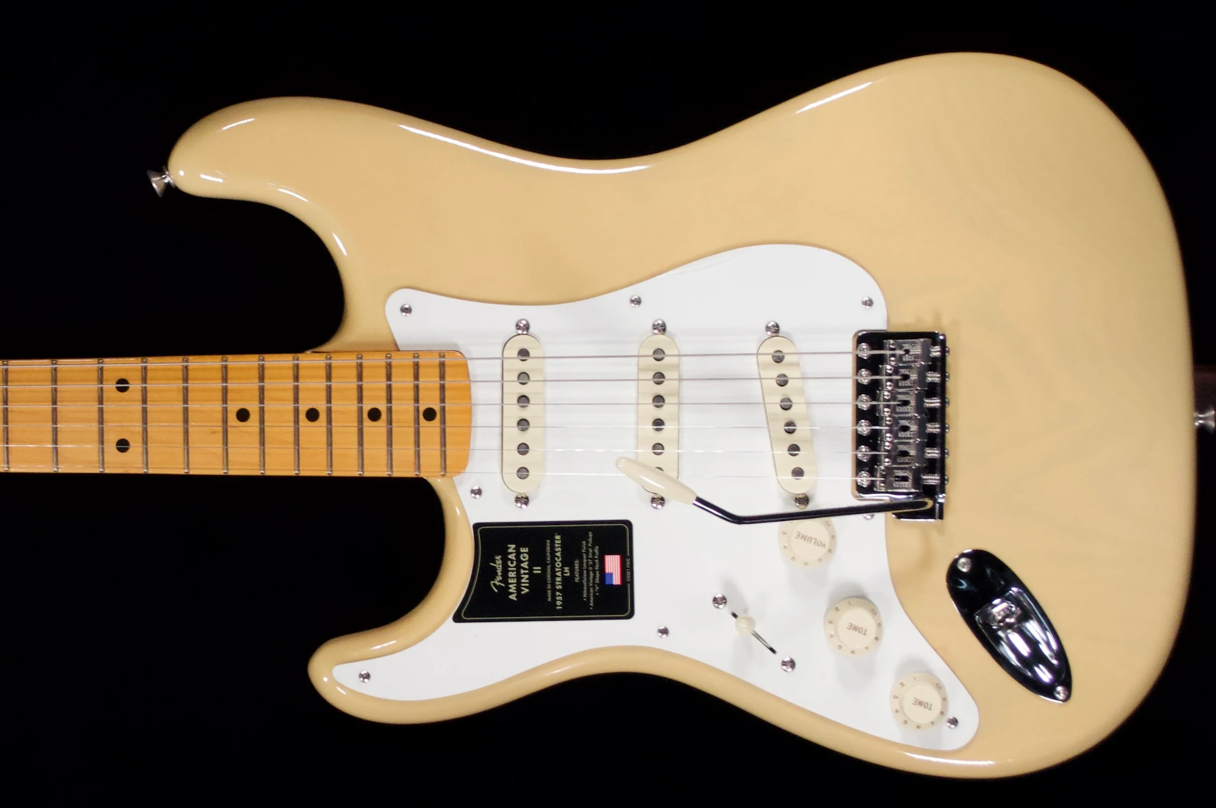✅ Fender American Vintage 2 1957  Strat in Vintage Blonde Left-handed Guitar
