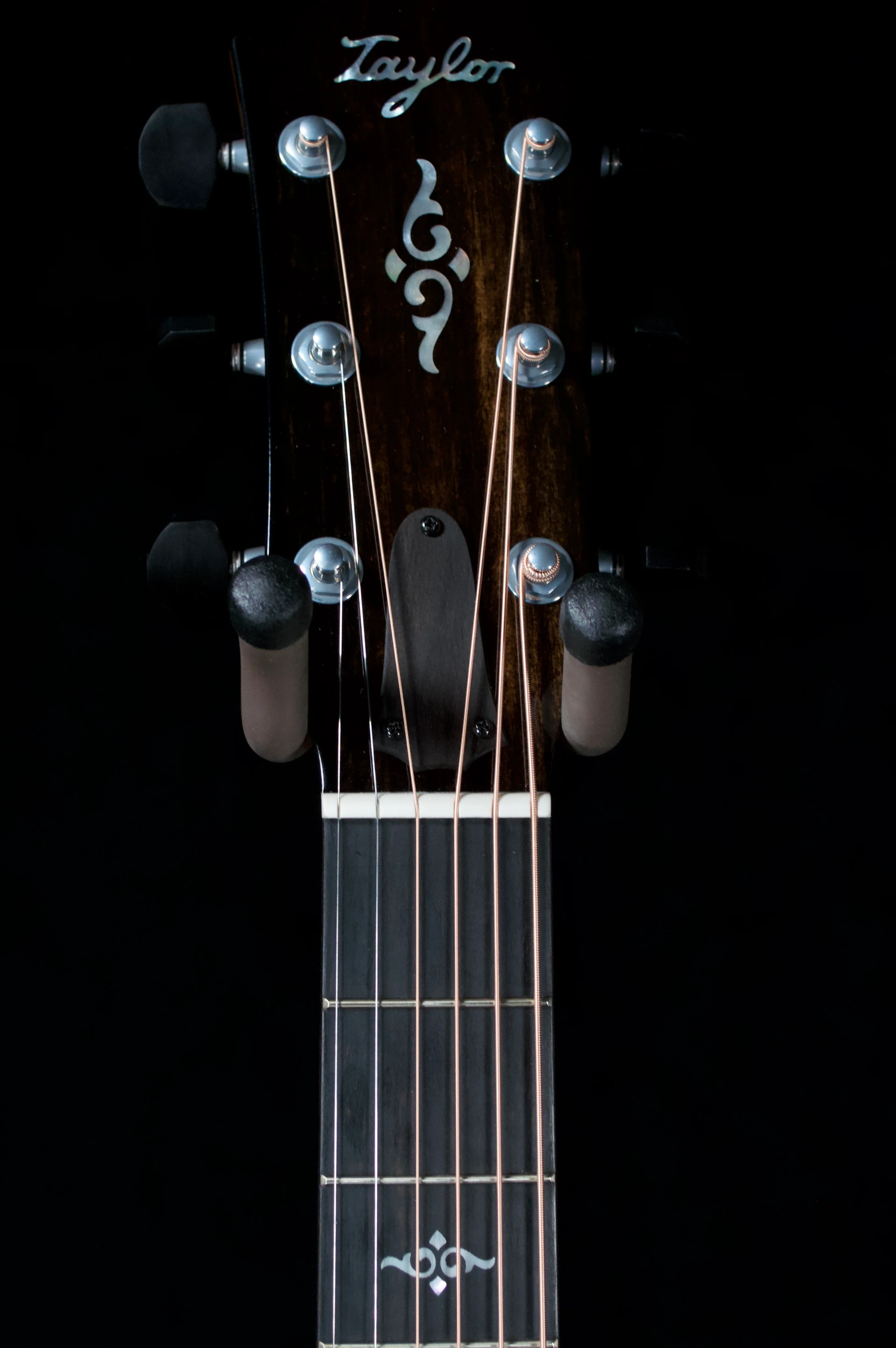 ✅ Taylor Gold Label 814e Koa Left handed acoustic electric guitar - Image 4