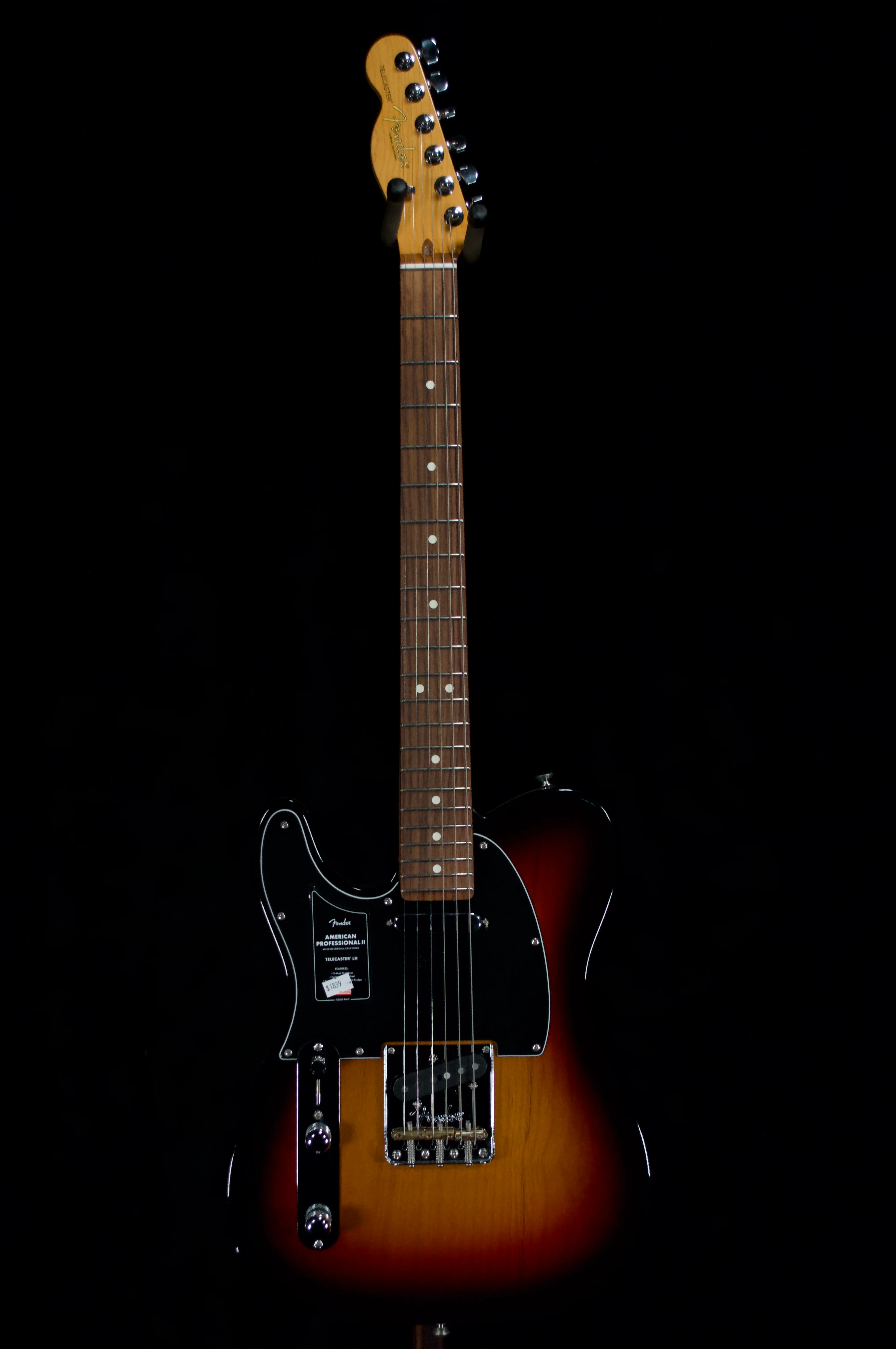 ✅ Fender American Professional 2 Tele Left-handed Electric Guitar - Image 6