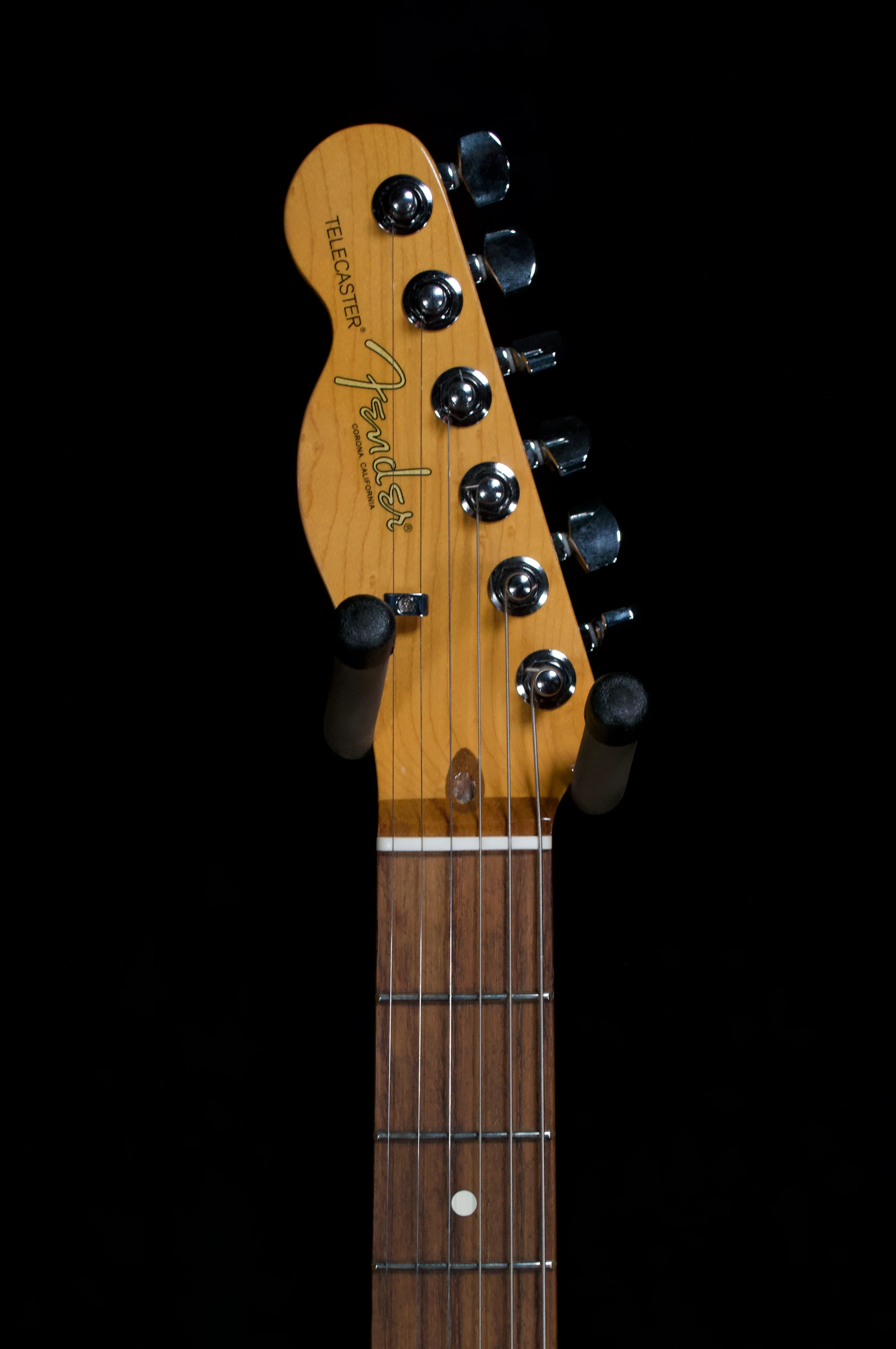 ✅ Fender American Professional 2 Tele Left-handed Electric Guitar - Image 8