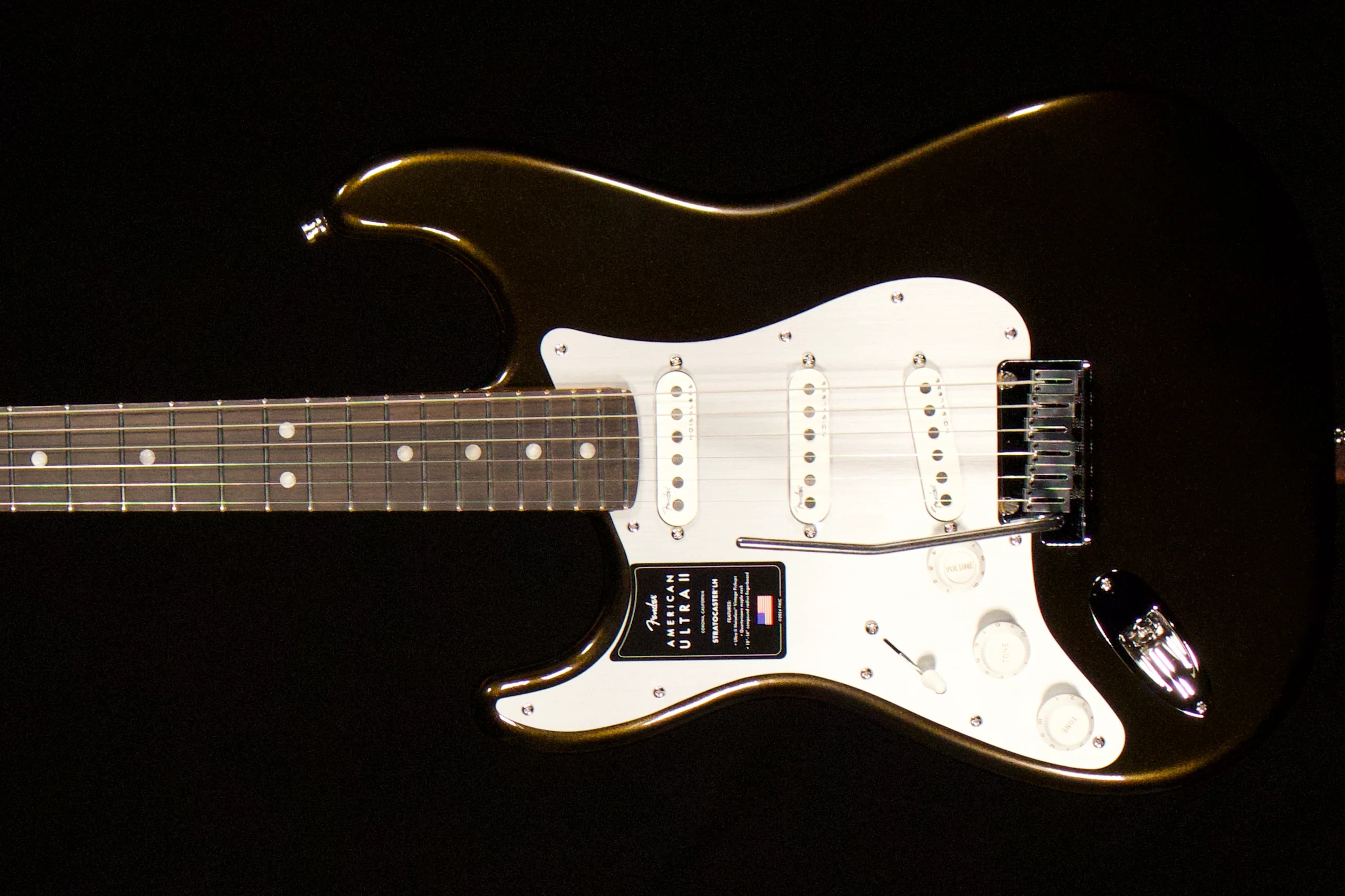 Fender American Ultra 2 Strat Left-Handed. Texas Tea finish