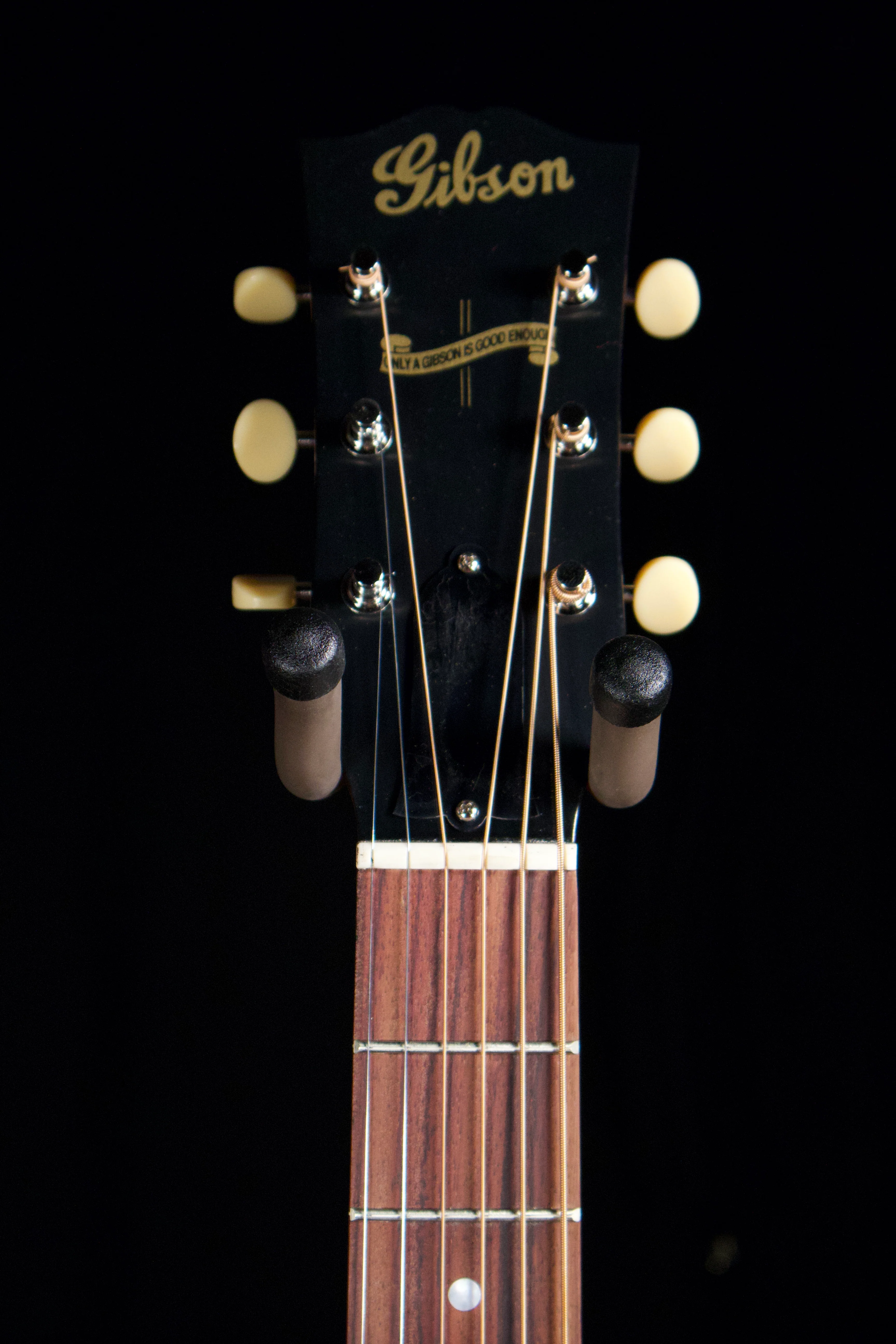 Gibson Custom Shop 1942 J45 Banner Left-Handed - Image 3