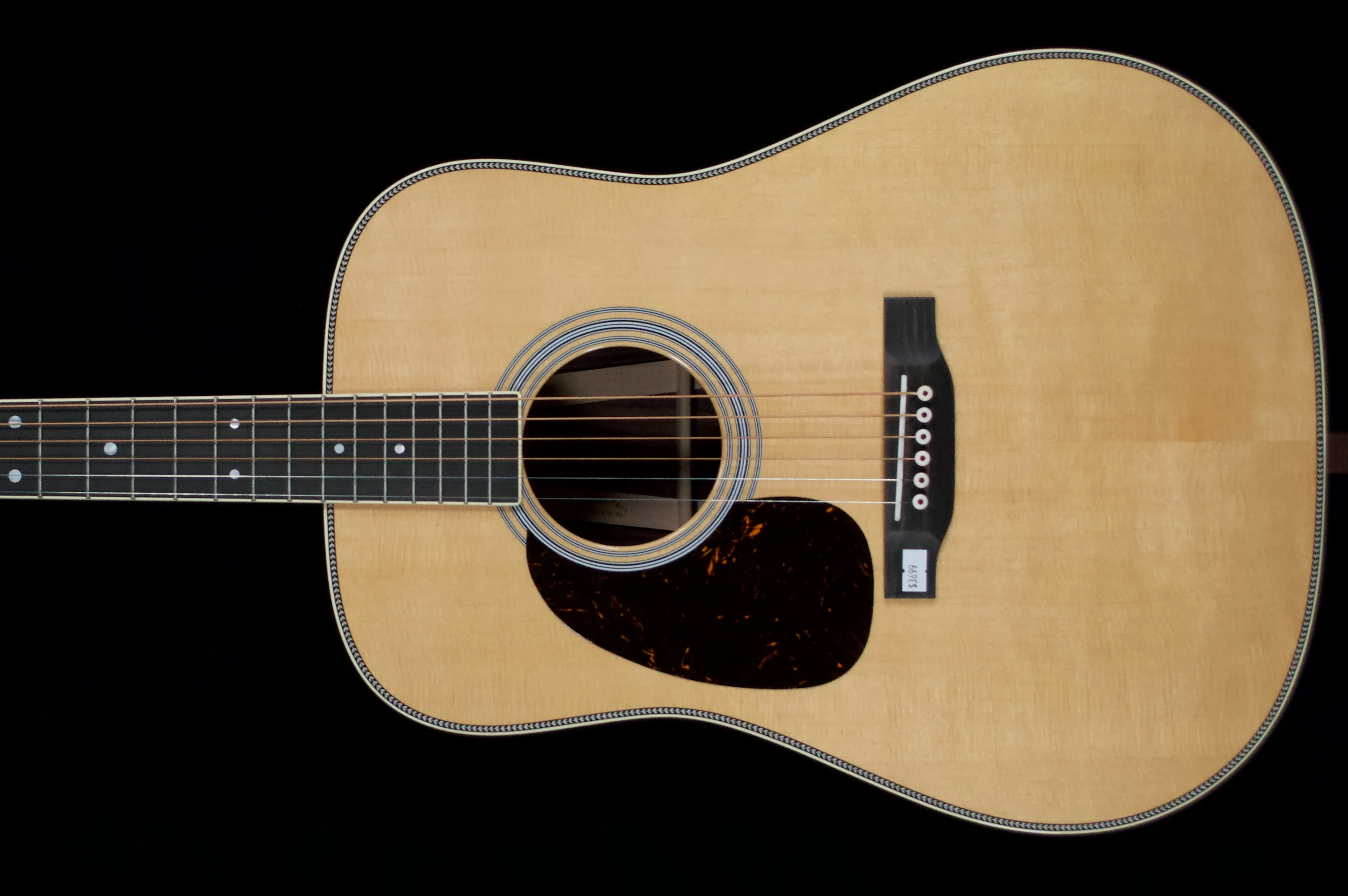 ✅ Martin HD-35 Left-handed Save $250 during July