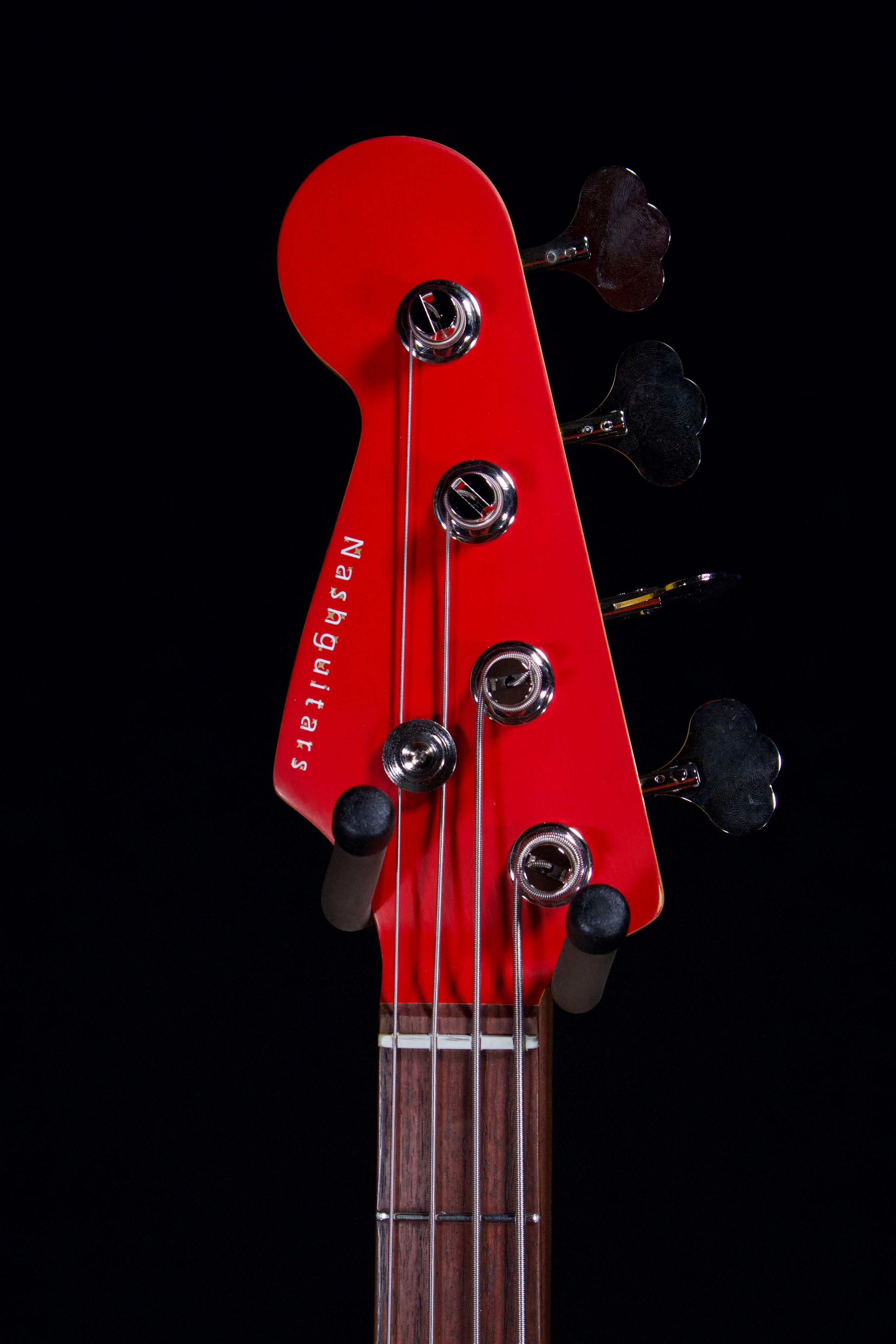 Nash Mustang Bass Left-Handed - Image 3