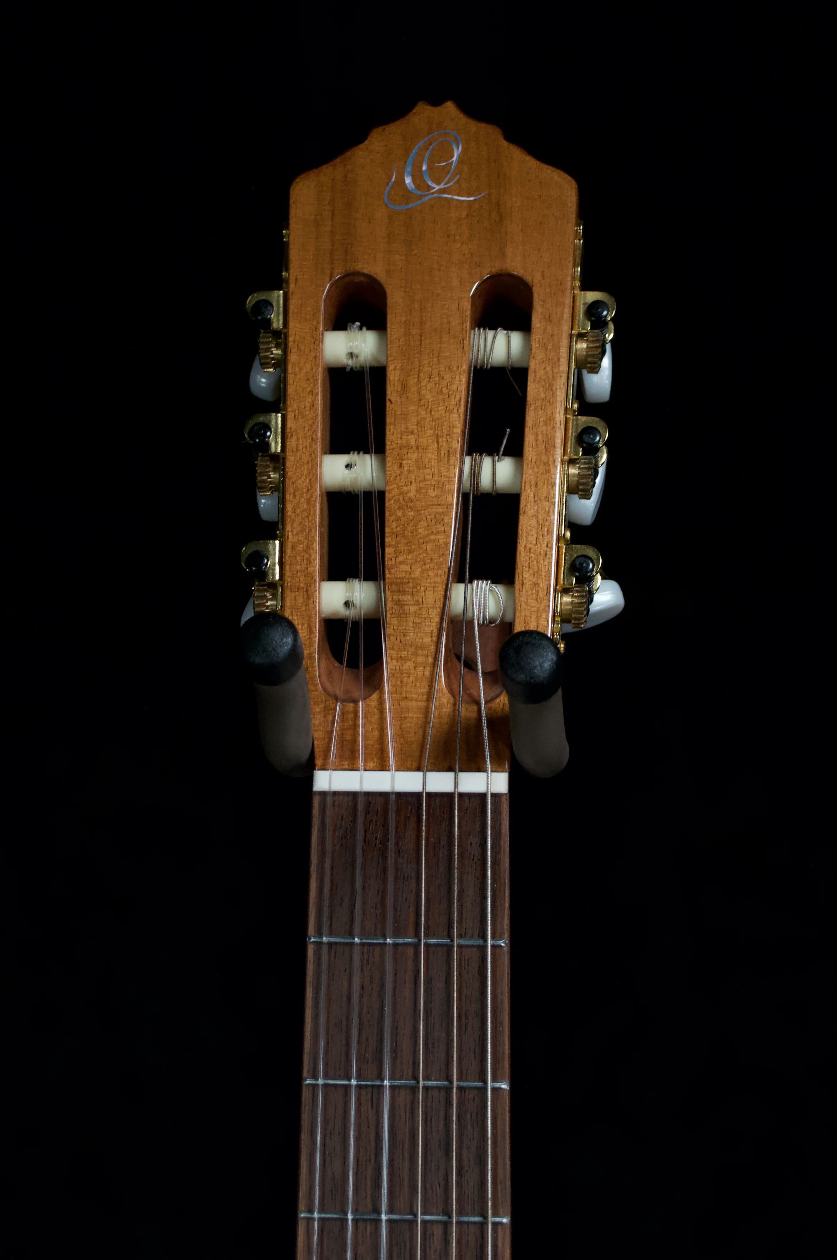 ✅ Ortega RCE138SN-L Lefty Classical Acoustic Guitar with Bag - Image 4