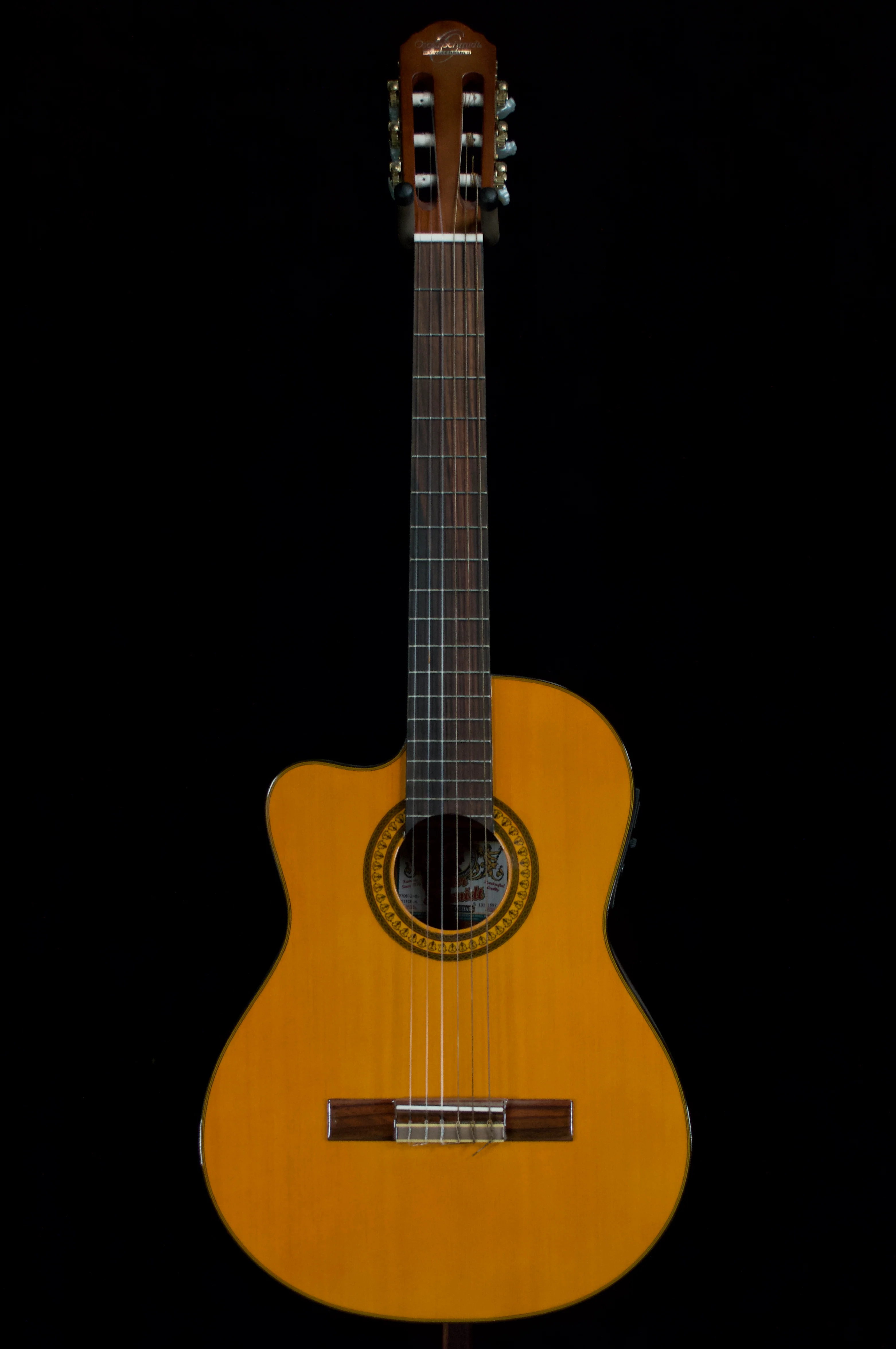 ✅ Oscar Schmidt Classical Left Handed - Image 2