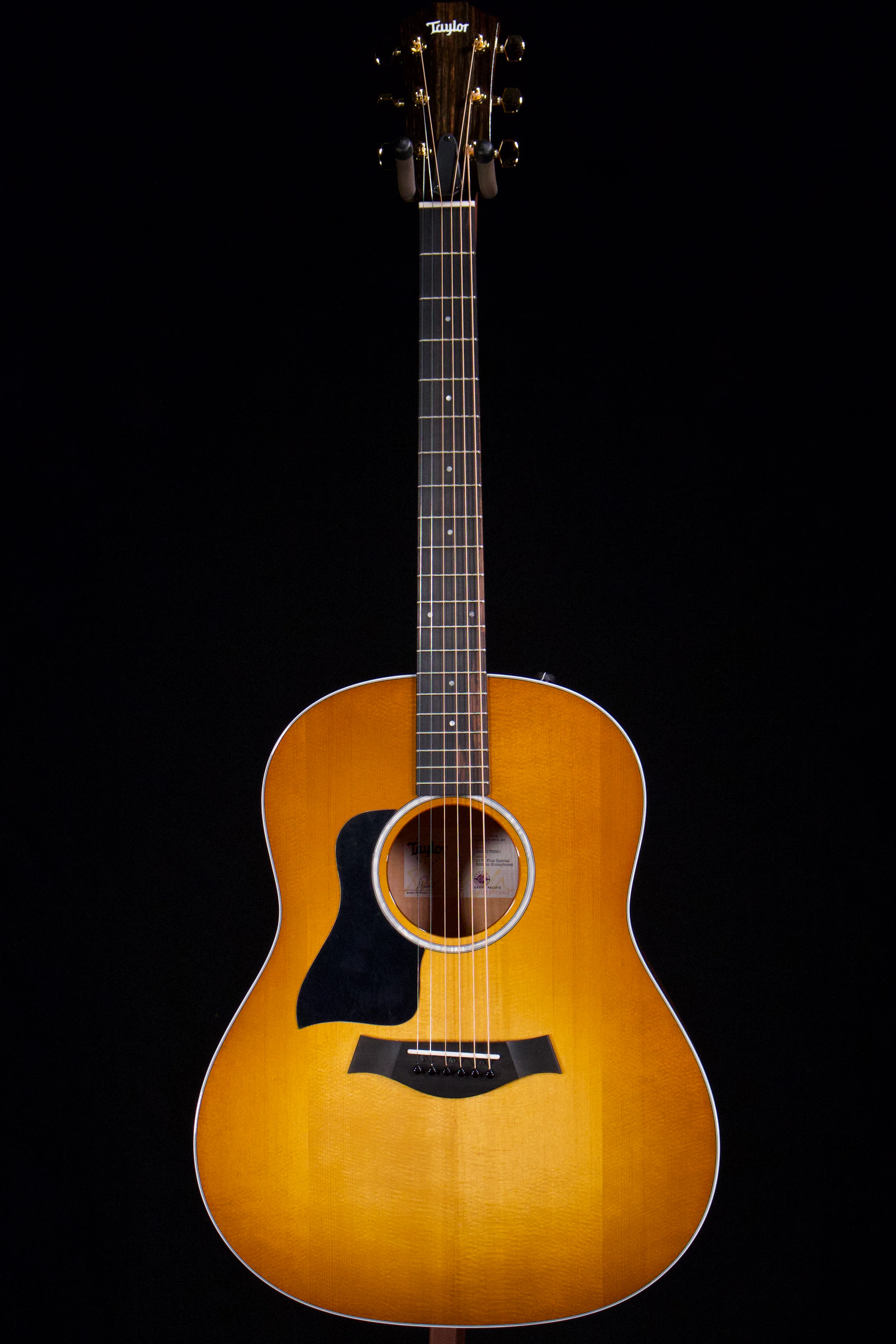 Taylor 217e Plus Special Left hand guitar.  - Image 2