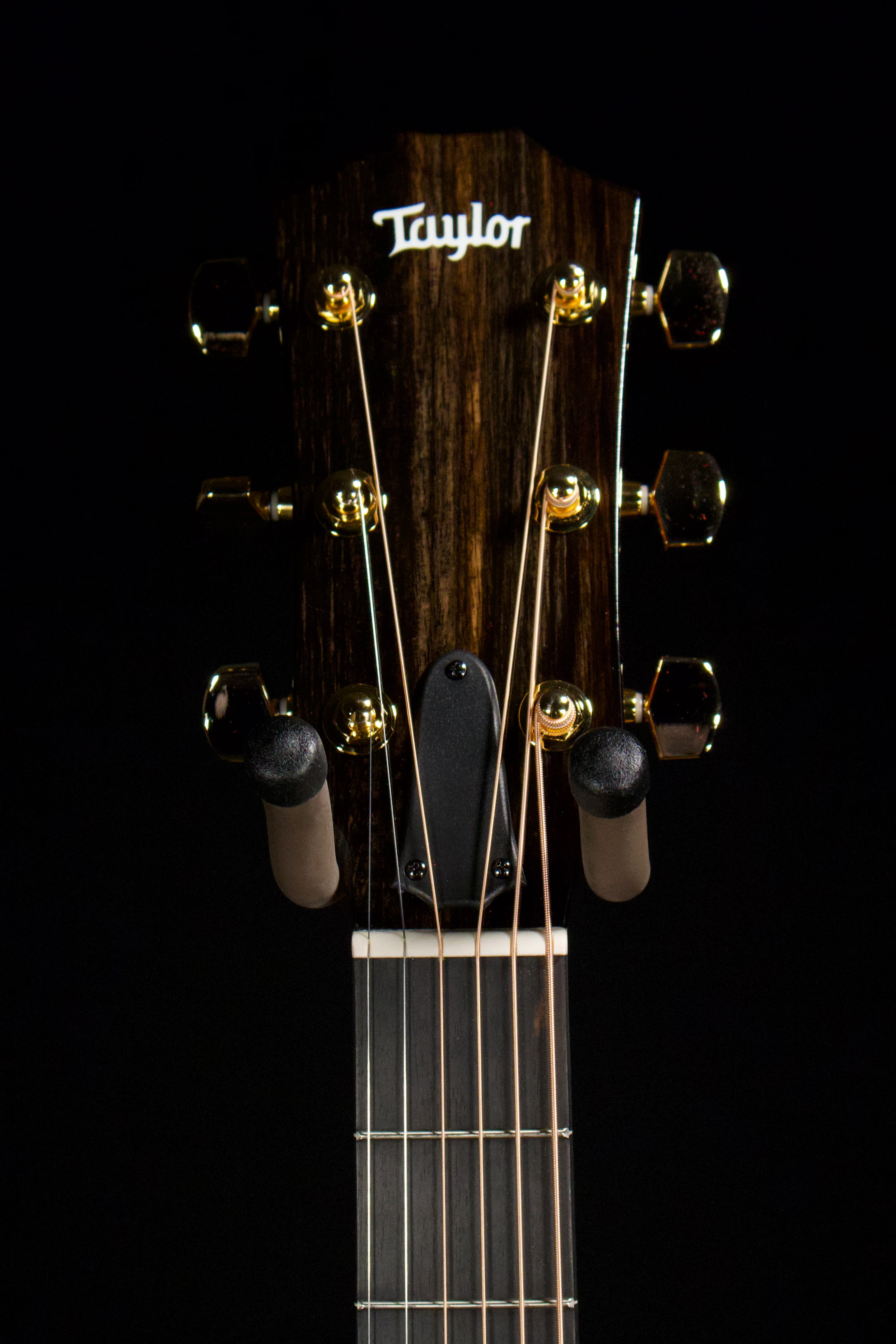 Taylor 217e Plus Special Left hand guitar.  - Image 3