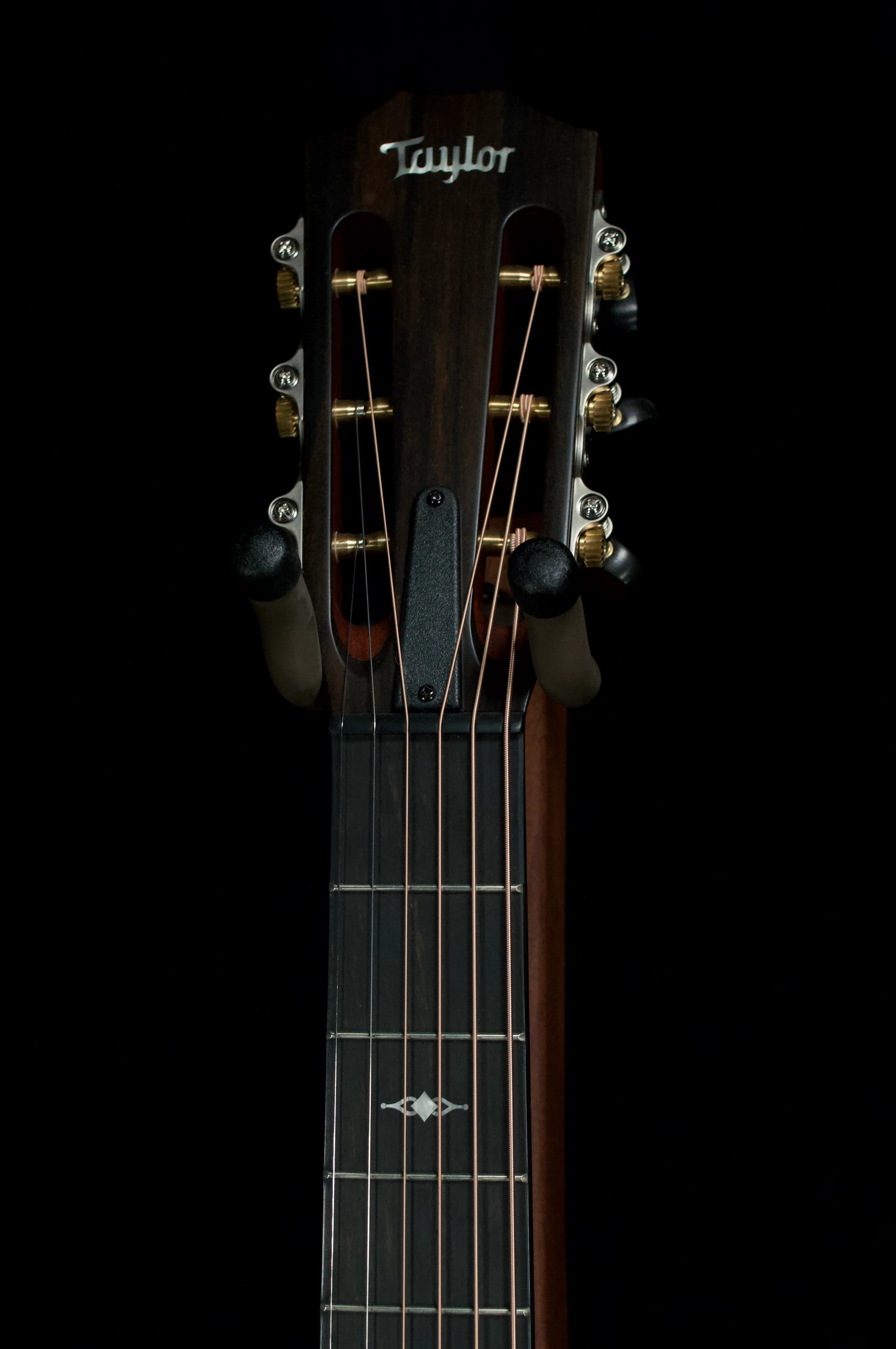 ✅ Taylor 322ce 12 Fret Grand Concert Left-handed Acoustic Electric Guitar - Image 4
